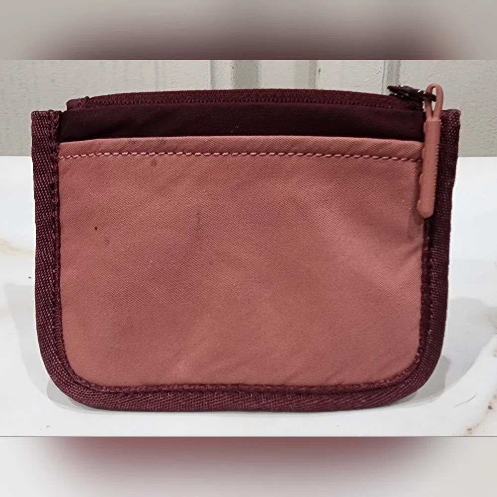 Lululemon True‎ Identity Card Case